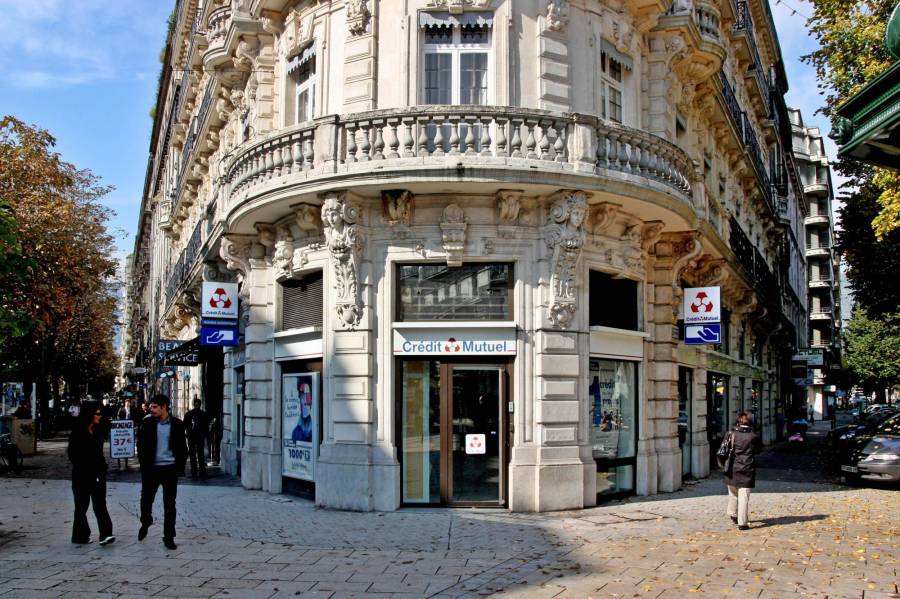  - France : Crédit Mutuel Alliance Fédérale et la BEI s'engagent à hauteur de 1,2 milliard d'euros pour soutenir les PME et ETI