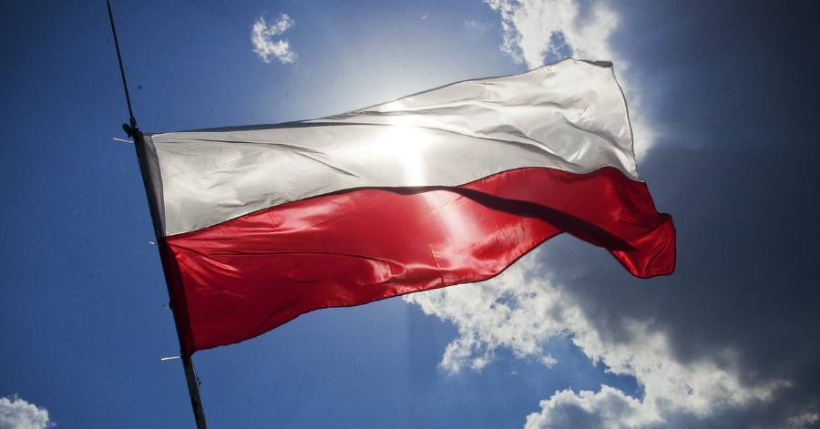 - Le retrait prévu de la Pologne de la Convention d'Istanbul critiqué par les principaux députés européens