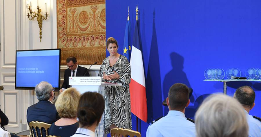 - Les forces de l'ordre s'engagent contre les violences conjugales