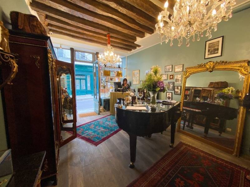 D'UNE ÎLE À UNE AUTRE... IMIZA ouvre sa première boutique parisienne