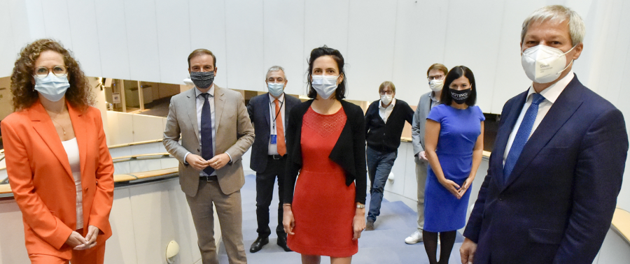 - Les hors-la-loi ne recevront plus d'argent de l'Union européenne : Renew Europe salue un accord novateur sur l'Etat de droit par Renew Europe