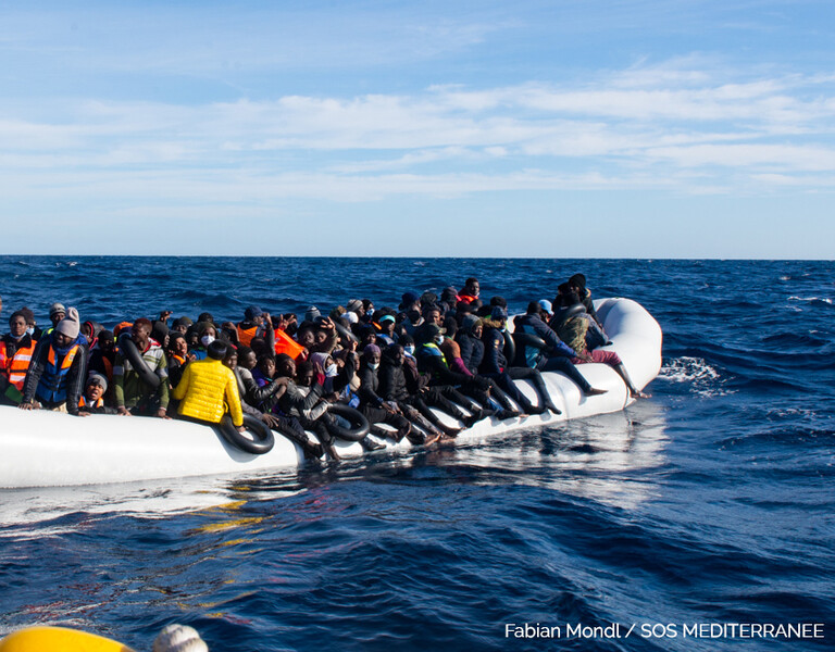  - L'Ocean Viking va débarquer 373 personnes rescapées à Augusta en Italie