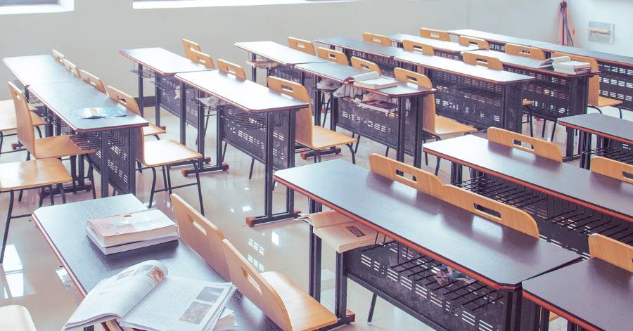 Montpellier - Au collège Croix d'argent baisse des moyens en pleine crise Covid !