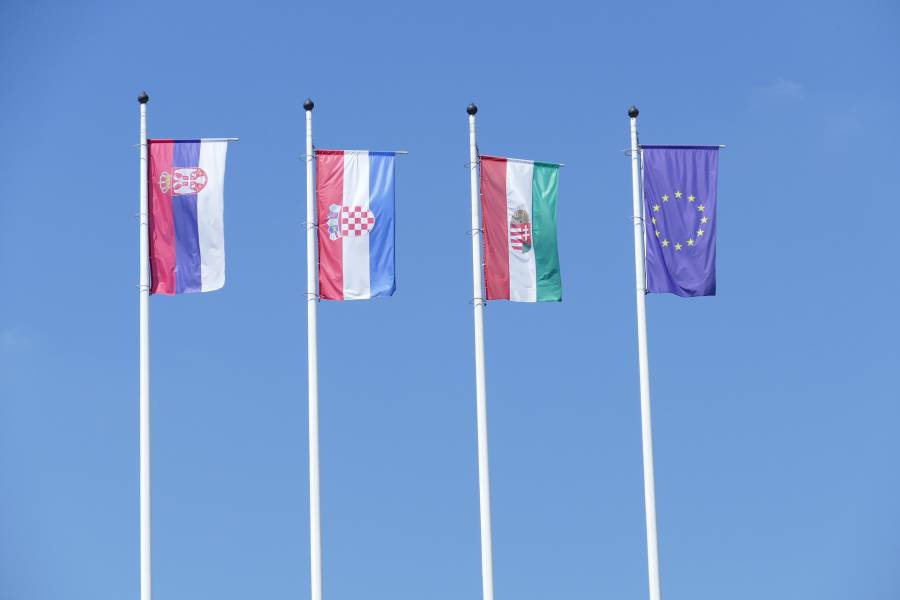 - Europe : Élargissement: plein soutien à un futur européen pour les Balkans occidentaux