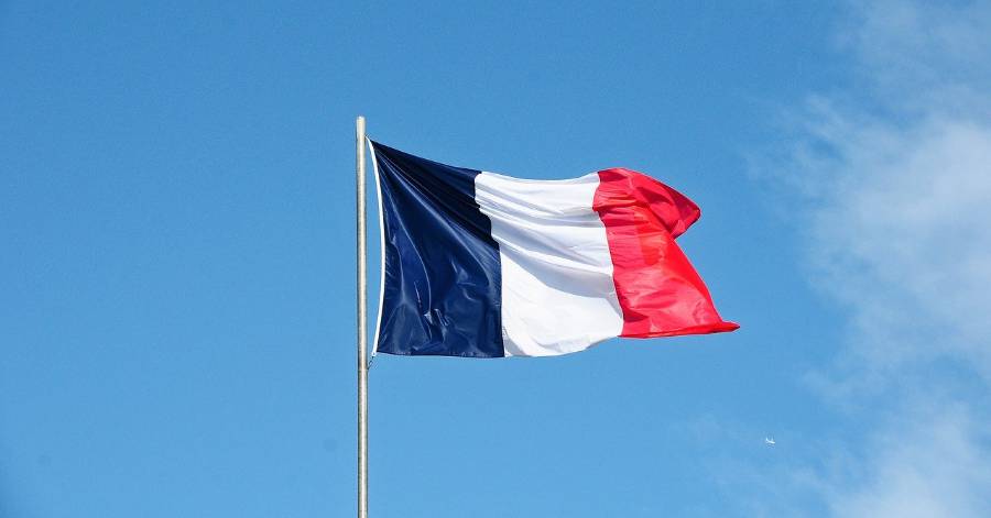 France - Ceci n'est pas un poisson d'avril : Nouveau confinement.
