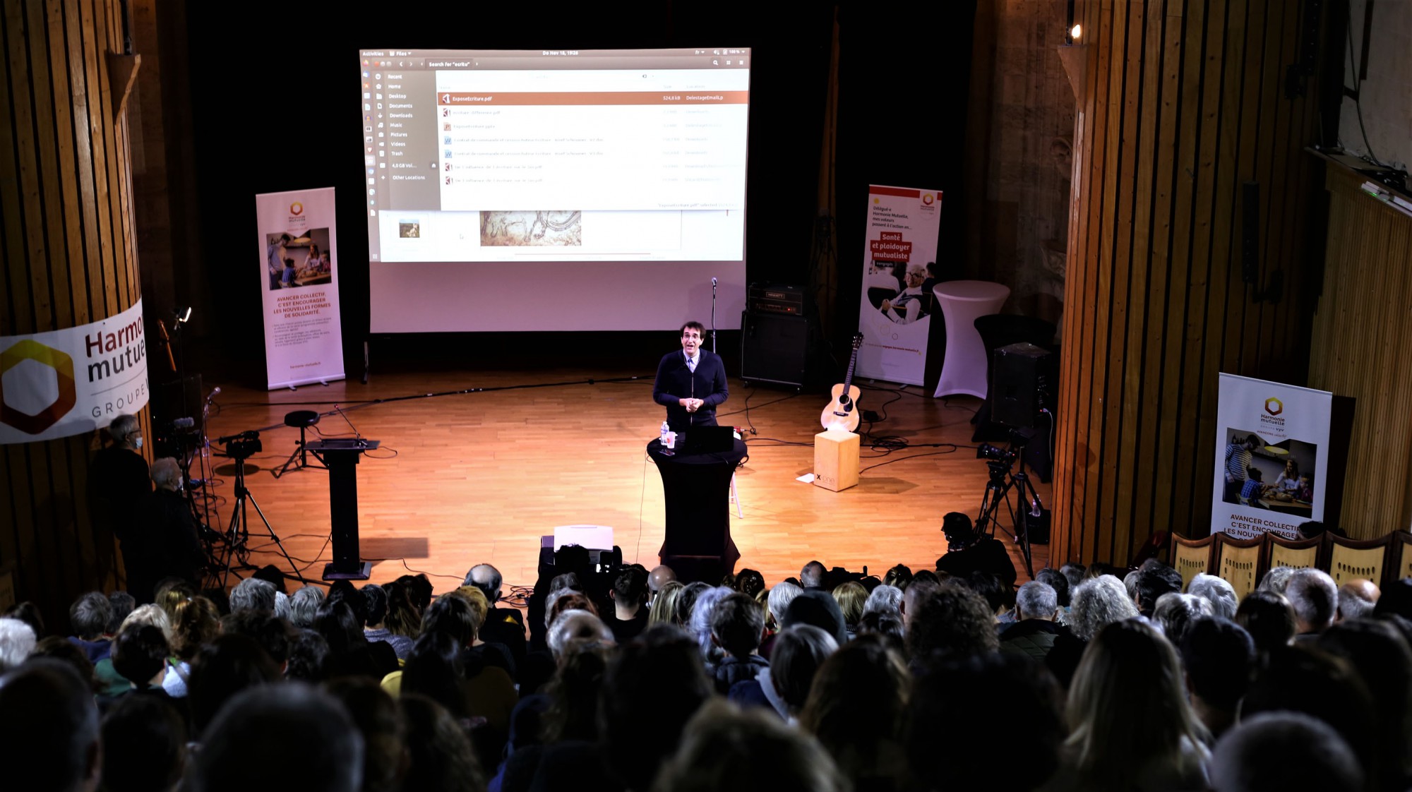 Auch - Plus de 160 personnes ont assisté à la conférence - L'autisme : est-il un handicap ou une différence