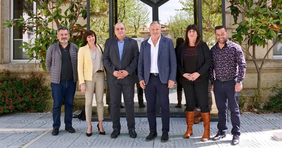 MÈZE - Le sénateur Bourgi en visite à Mèze