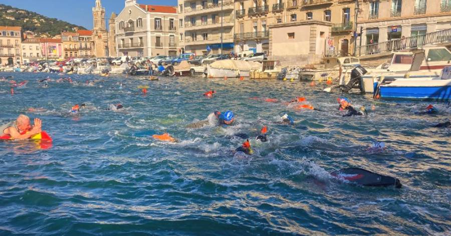 Sète - Des nageurs en grande forme pour la 51e traversée de Sète de nage avec palmes