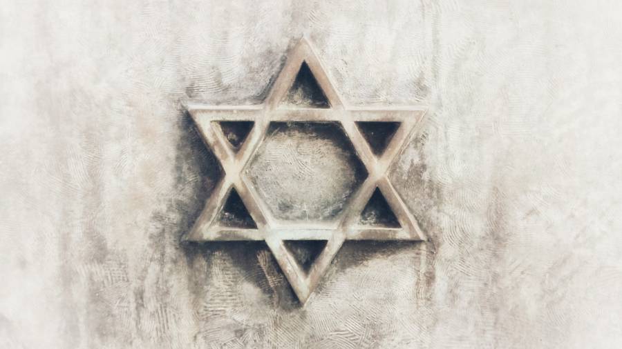  - L'UNESCO appelle à intensifier les efforts collectifs pour combattre l'antisémitisme en ligne