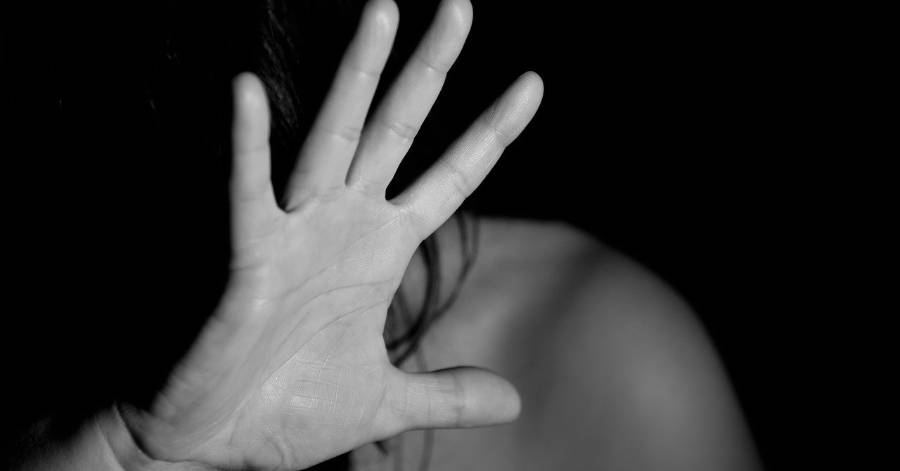 Béziers - 4 ans d'emprisonnement pour des violences conjugales