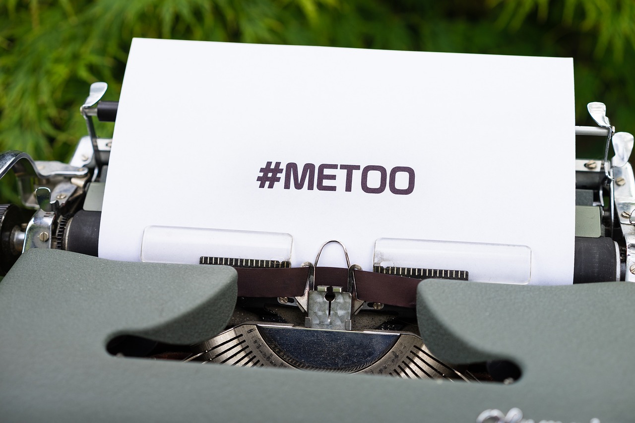  - Les députés européens demandent plus d'efforts contre le harcèlement sexuel - MeToo :