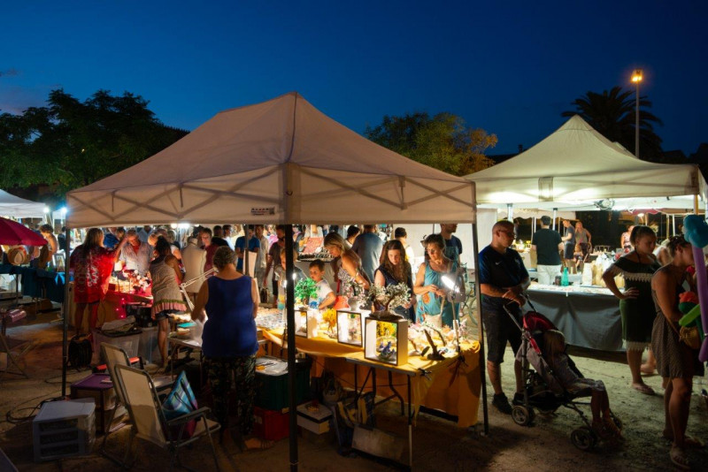 MARSEILLAN PLAGE - Marché nocturne, artisanal et traditionnel de Marseillan Plage