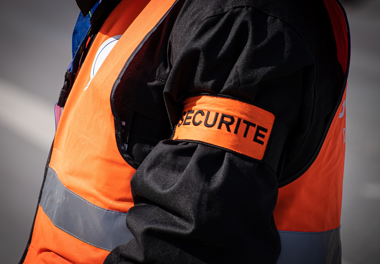 France - Attractivité des métiers de surveillance : Eric DUPOND-MORETTI détaille les modalités d'une réforme historique