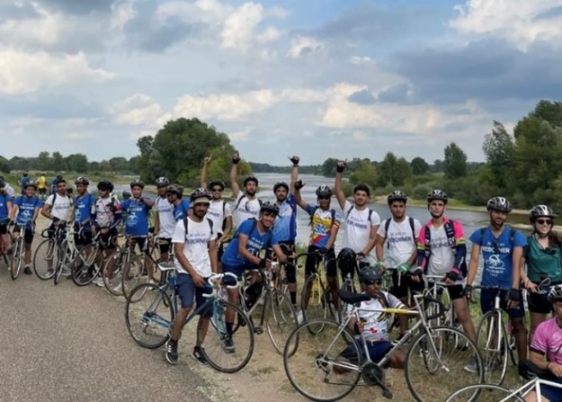 Lourdes - Reborn Trip : Les réfugiés parcourent 1000 km à vélo