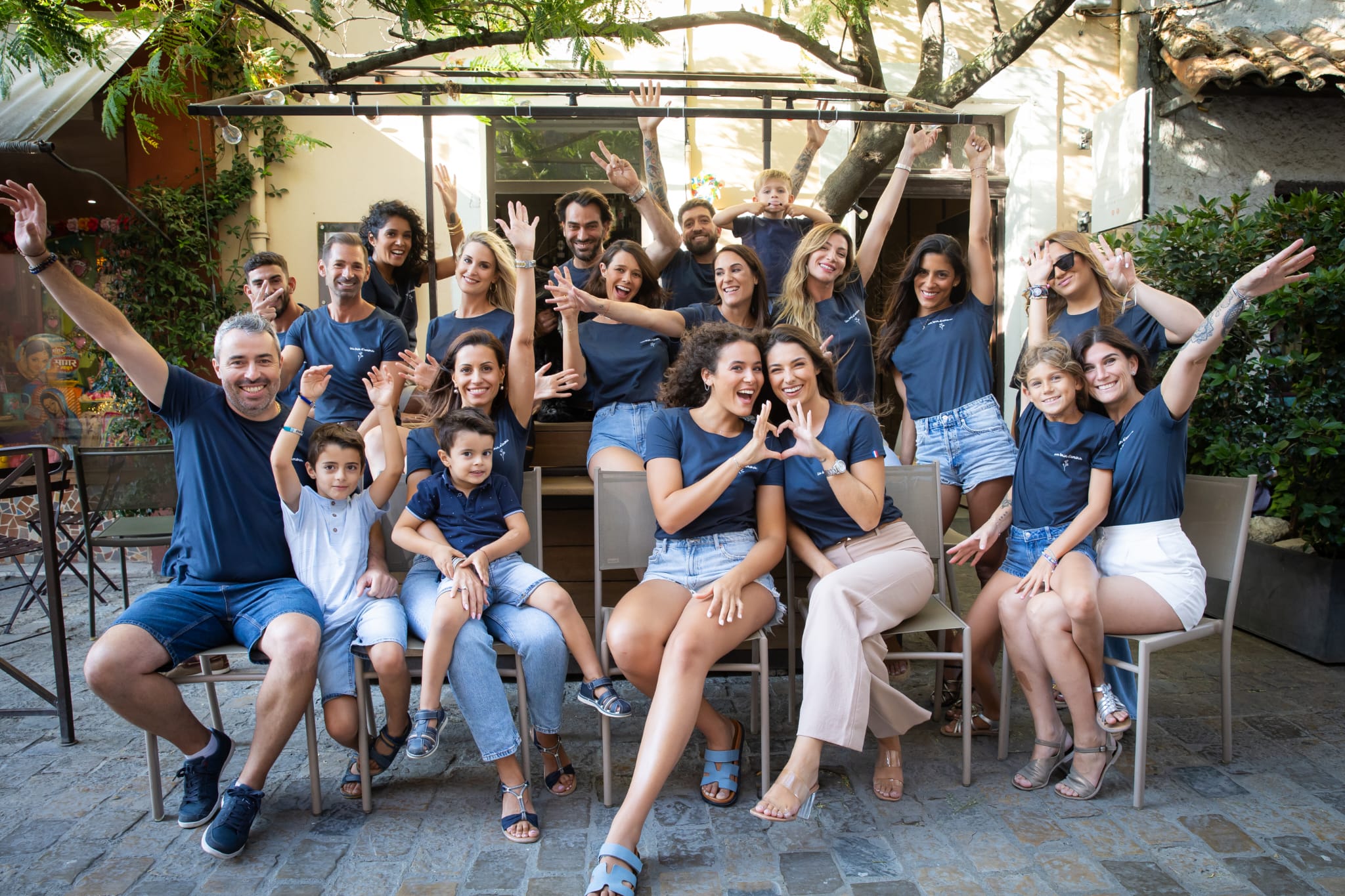 Occitanie - Soutenez la Ligue contre le cancer Avec le T-shirt Un brin d'Amour