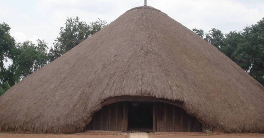 Hérault - Les Tombes des rois du Buganda à Kasubi (Ouganda) sortent de la Liste du patrimoine mondial en péril