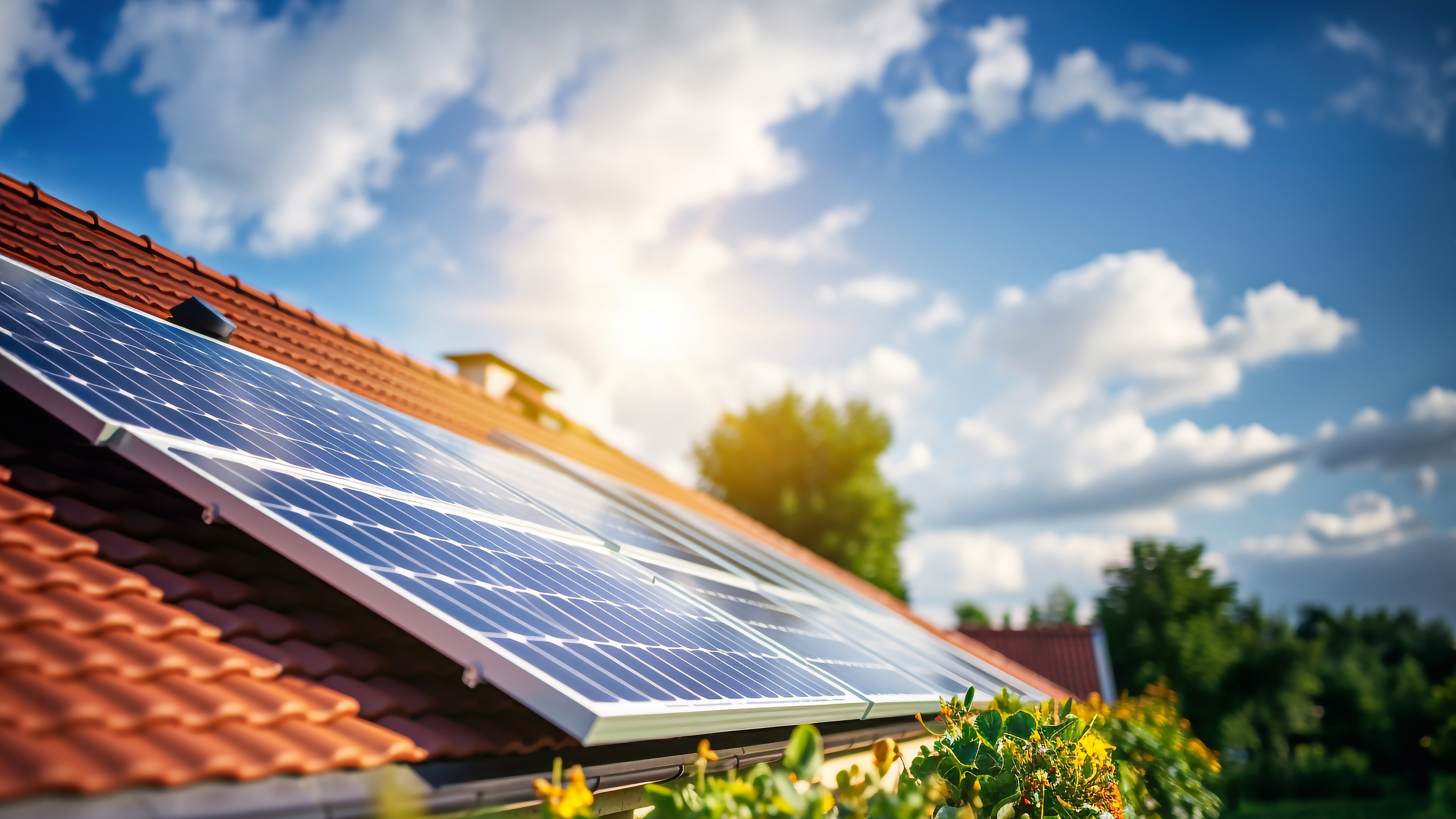 - S'informer sur le solaire photovoltaïque résidentiel