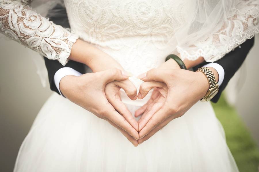 - Le Salon du Mariage ouvre ses portes les 7 et 8 Octobre, au Parc des Expositions de Bézier