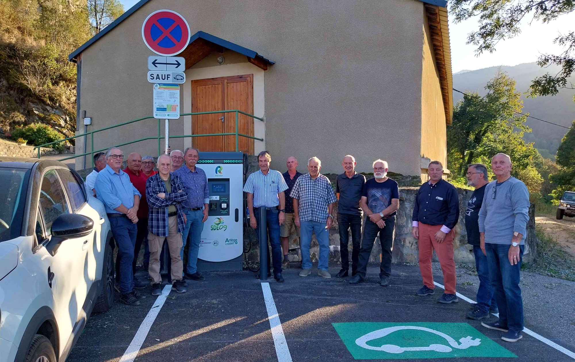 Ariège - Le SDE 09 renforce le maillage de bornes électriques