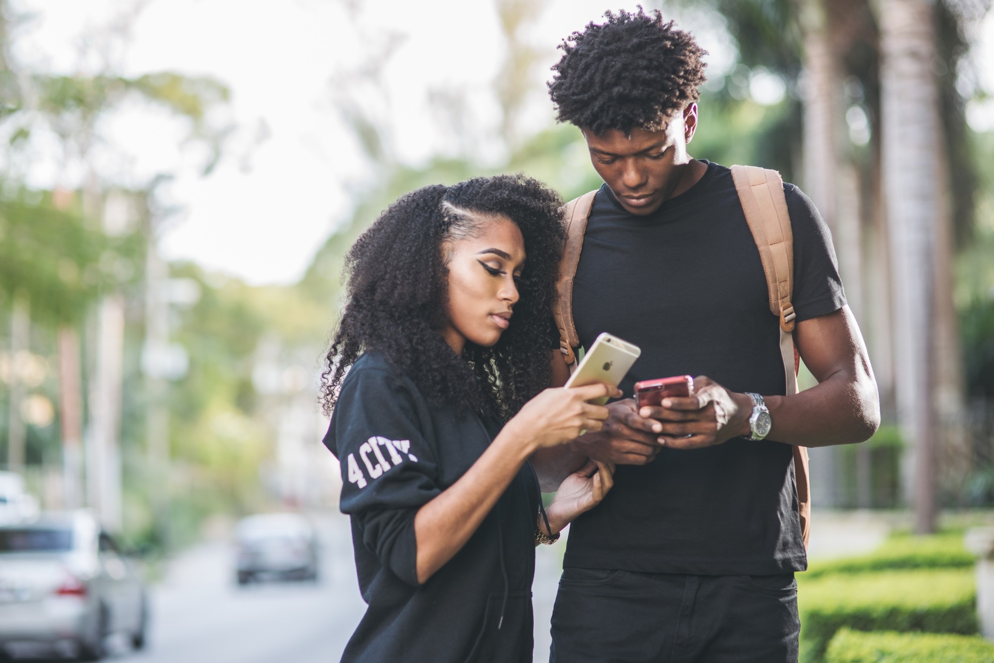 - Relations amoureuses : les « digital natives » et leurs ex sur les réseaux sociaux
