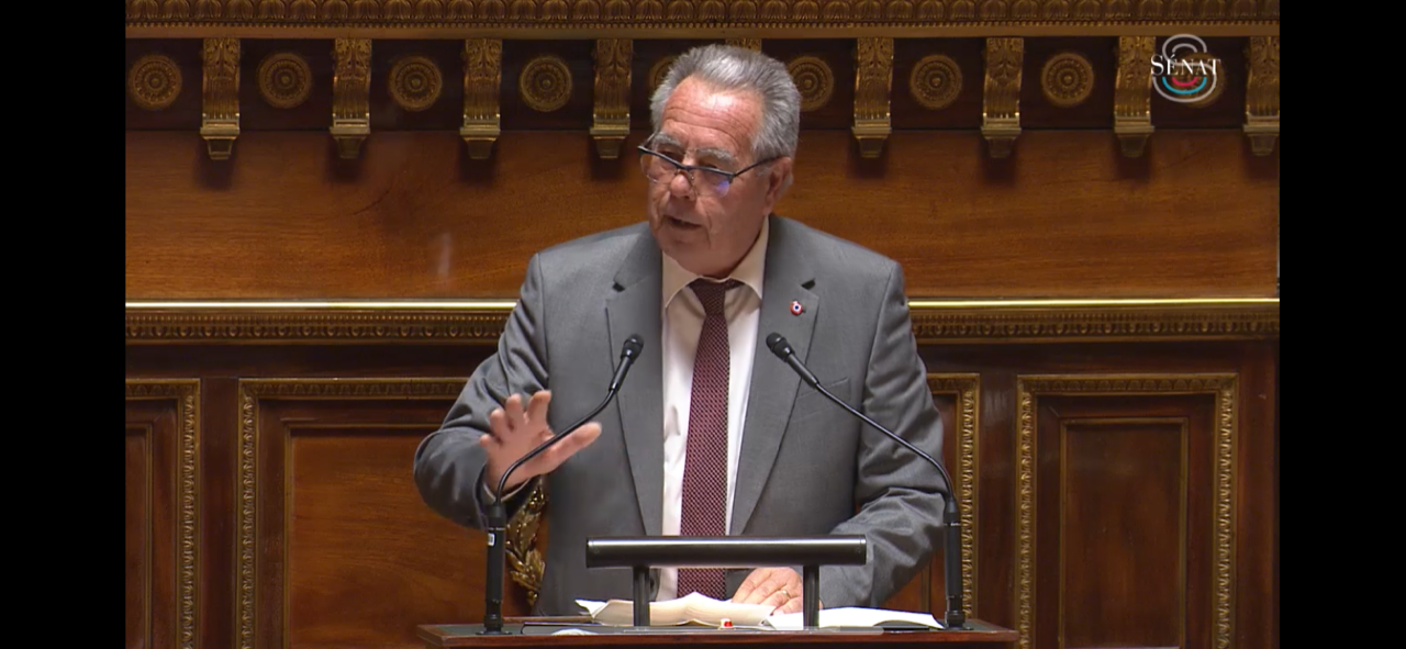 Hérault - Christian Bilhac, Sénateur de l'Hérault, Vice-président de la commission des finances, intervient sur le coût de la dette de l'État