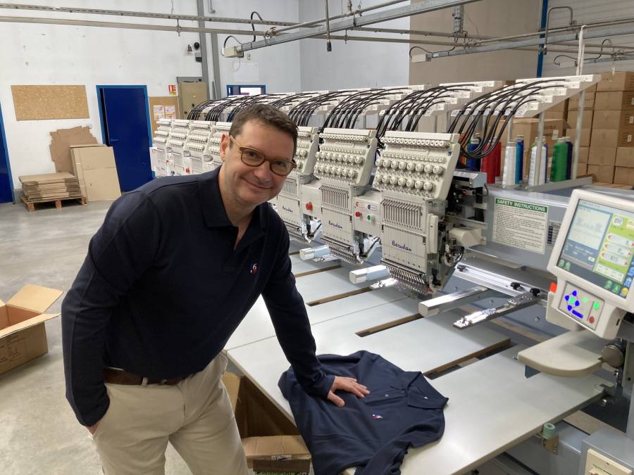 A l'approche des fêtes de fin d'année, la marque Seize Point Neuf élargit sa collection textile 100 % made in France