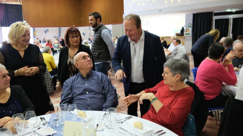 Marseillan - Retour en images :  Les repas de la Solidarité ont remporté un grand succès  !