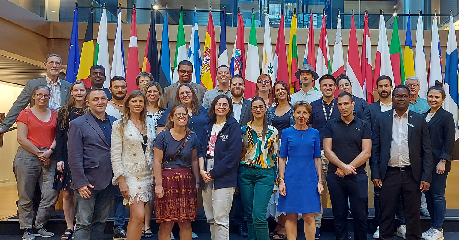 - La JCEF lance son Tour de France des élections européennes
