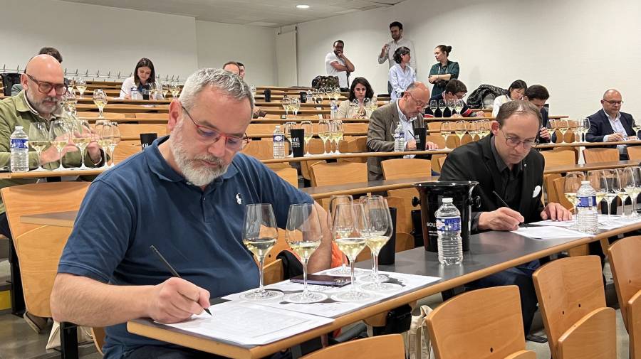- Les cuvées Fusion Blanche et Syrah de Robiac de DIVINEO s'illustrent à la 1ère édition des « Dégustations Affranchies »