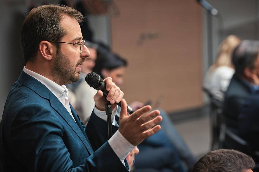 - Défense de la liberté d'expression : une victoire du Rassemblement National par Aurélien Lopez Liguori, député de l'Hérault