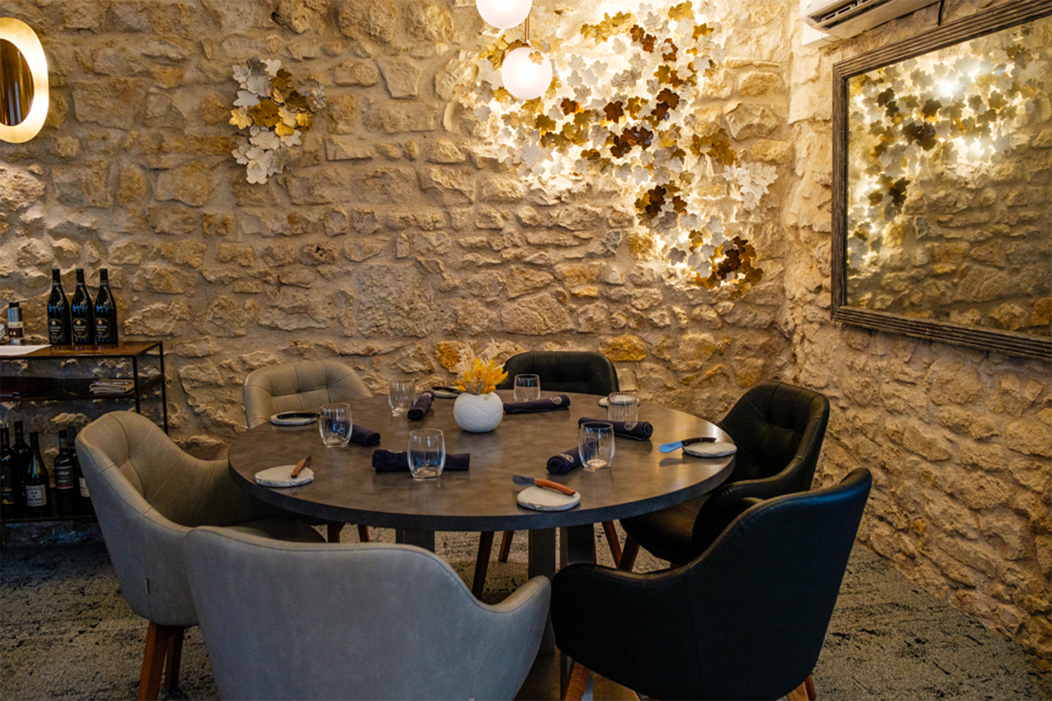 - Nouvelle salle à manger imaginée par la décoratrice Annabelle Fesquet, à la Maison Médard