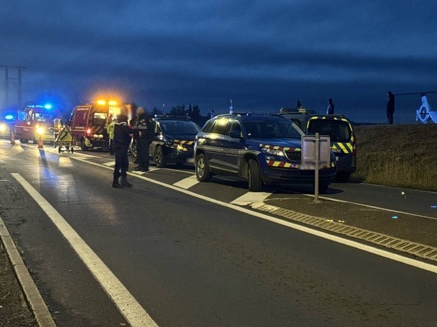 MARSEILLAN - Choc frontal à haute vitesse entre deux véhicules sur le chemin des romains