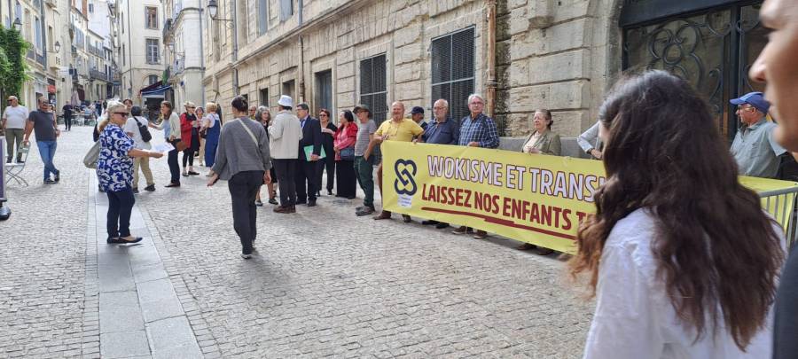 HÉRAULT - Education sexuelle dans les établissements scolaires : Mobilisation du Syndicat de La Famille de l'Hérault