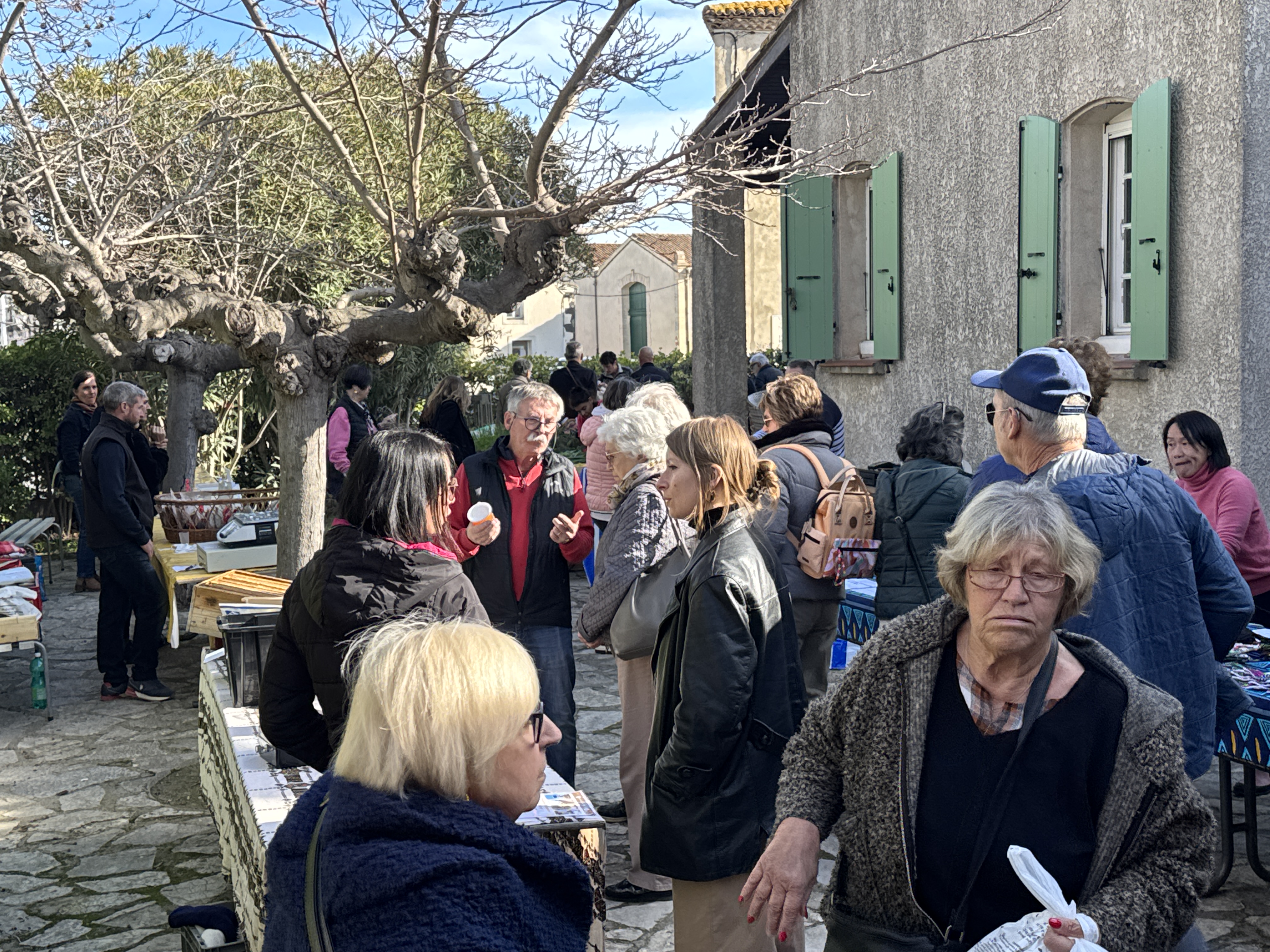 MARSEILLAN - Succès du Marché de la Capéchade : une édition sous le signe de la convivialité