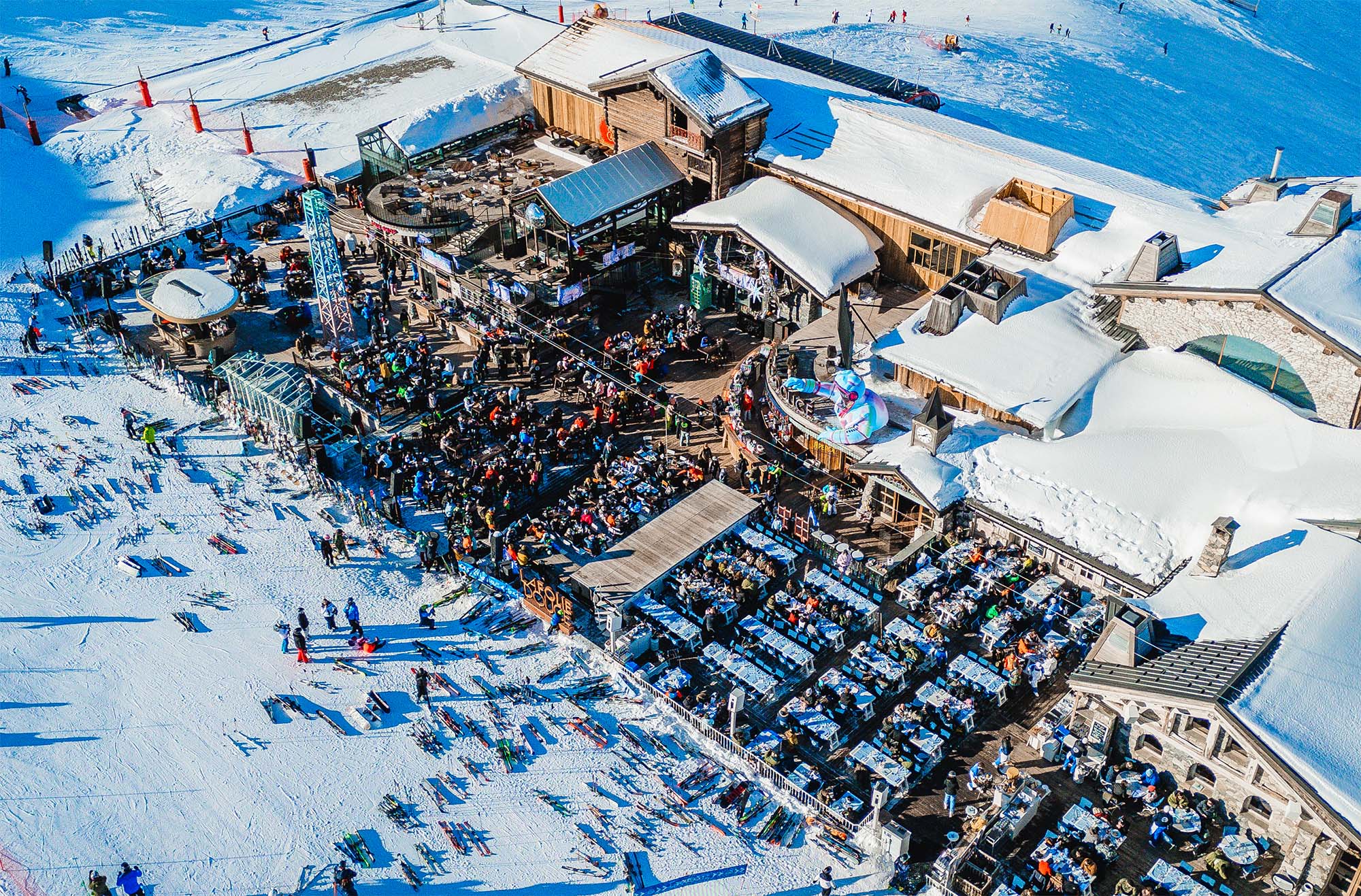- Folie Douce Val d'Isère en Collaboration avec la Maison Plantin et le Chef Hugo Riboulet