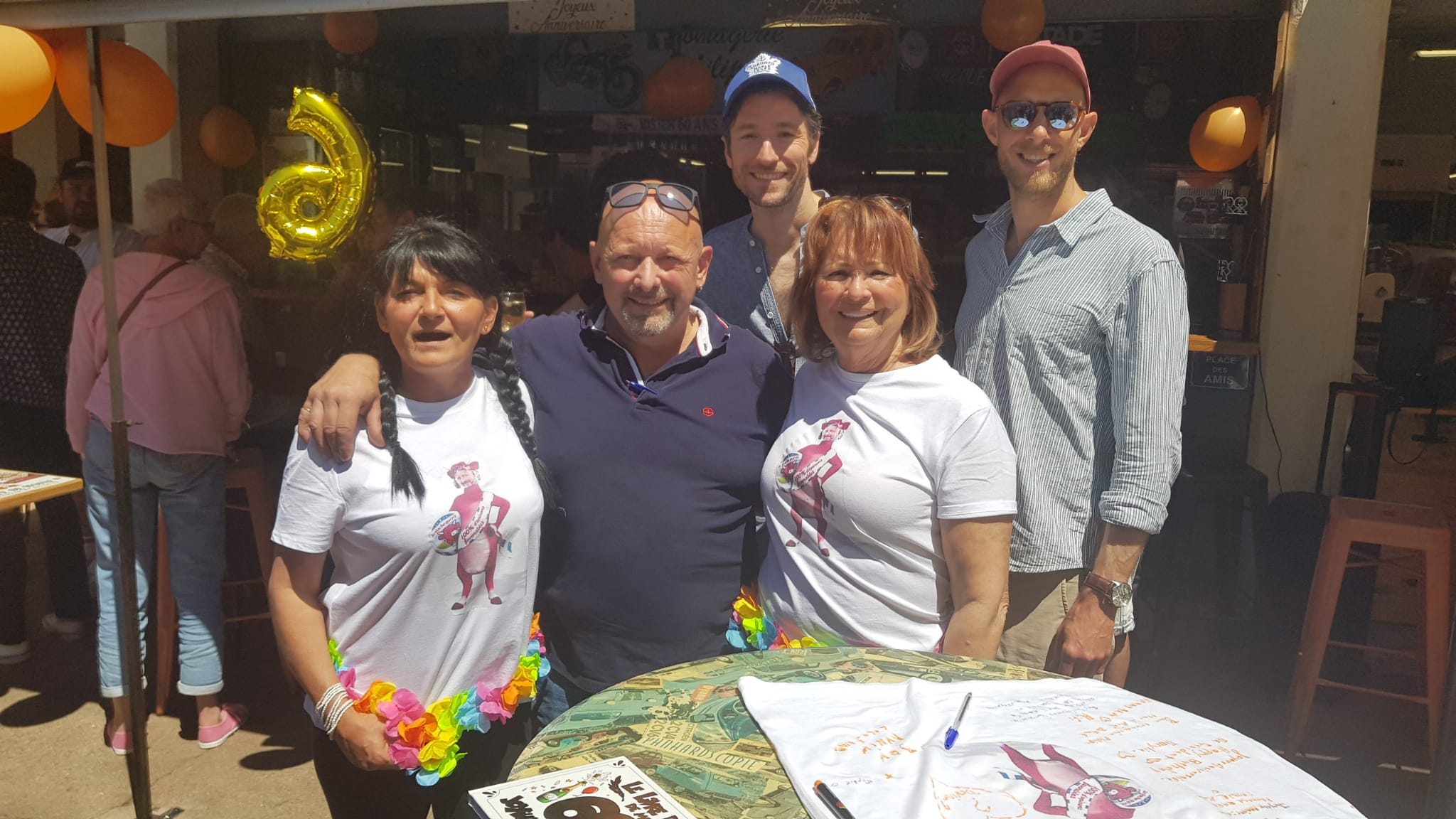 MARSEILLAN - Fromages, rires et bougies : Philippe Mutru a mis les Halles en fête !