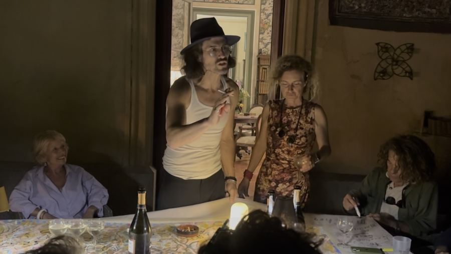 MARSEILLAN - Bret Roberts à la Bellonette : un vernissage déjanté, poétique et inoubliable