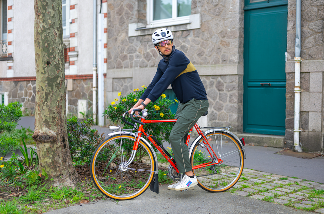- Des vêtement lifestyle, techniques et confortables pour le vélotaf !