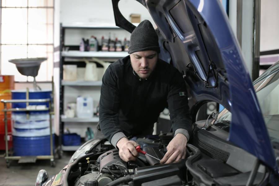 HÉRAULT - Ma voiture ne démarre pas - Diagnostic et solutions immédiates